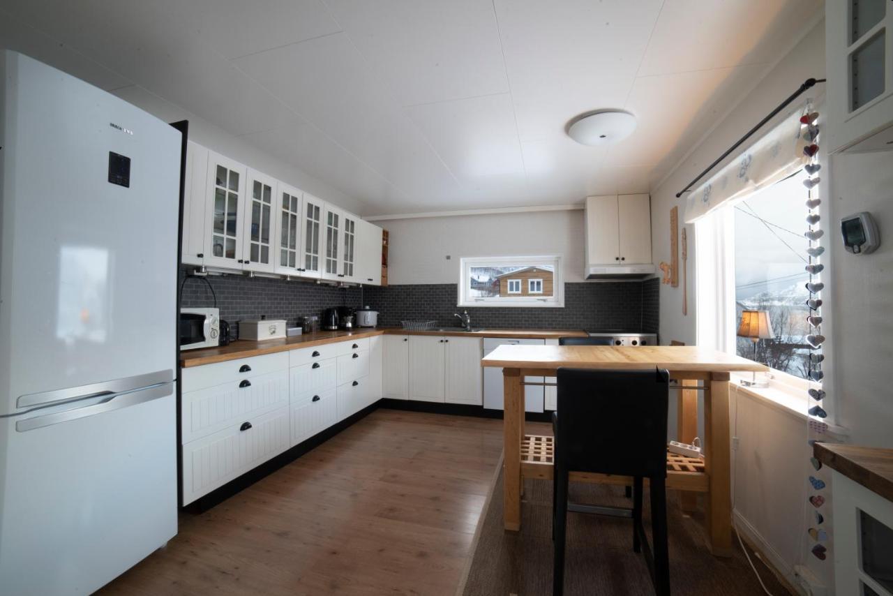 Vacation Home In Fjordgard With Views Of Segla And The Fjord מראה חיצוני תמונה