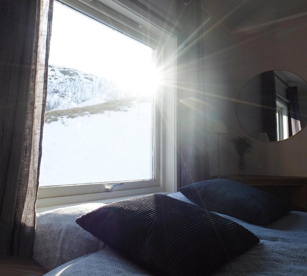 Vacation Home In Fjordgard With Views Of Segla And The Fjord מראה חיצוני תמונה