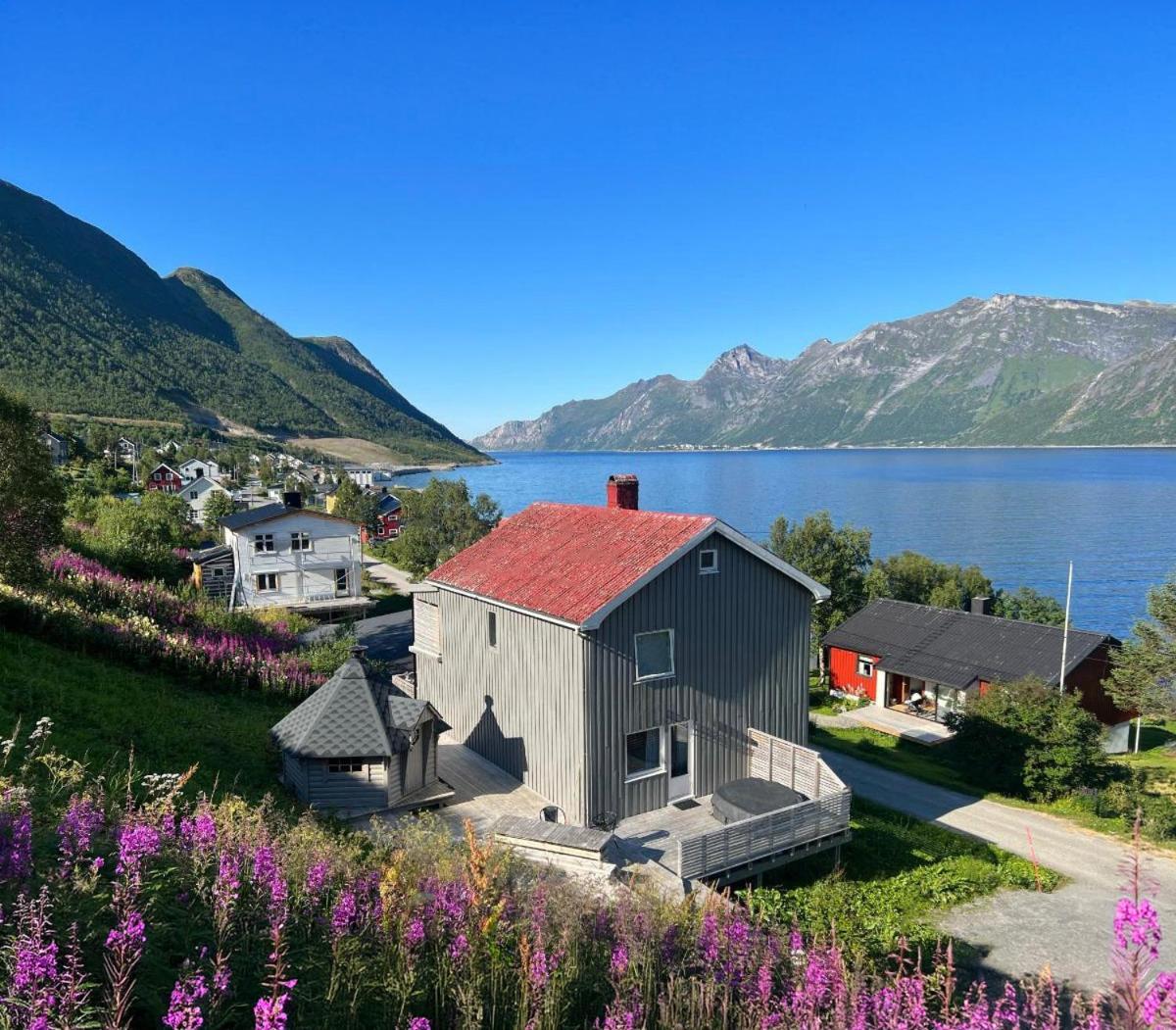 Vacation Home In Fjordgard With Views Of Segla And The Fjord מראה חיצוני תמונה